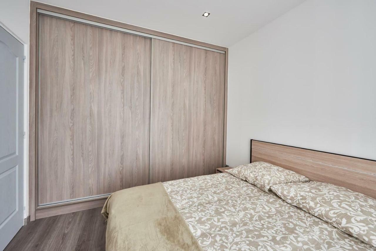 A L'Ombre Du Pin "1" - Ground-Floor T3 Near Disneyland And Paris, 1-6 Guests Le Pin  Экстерьер фото