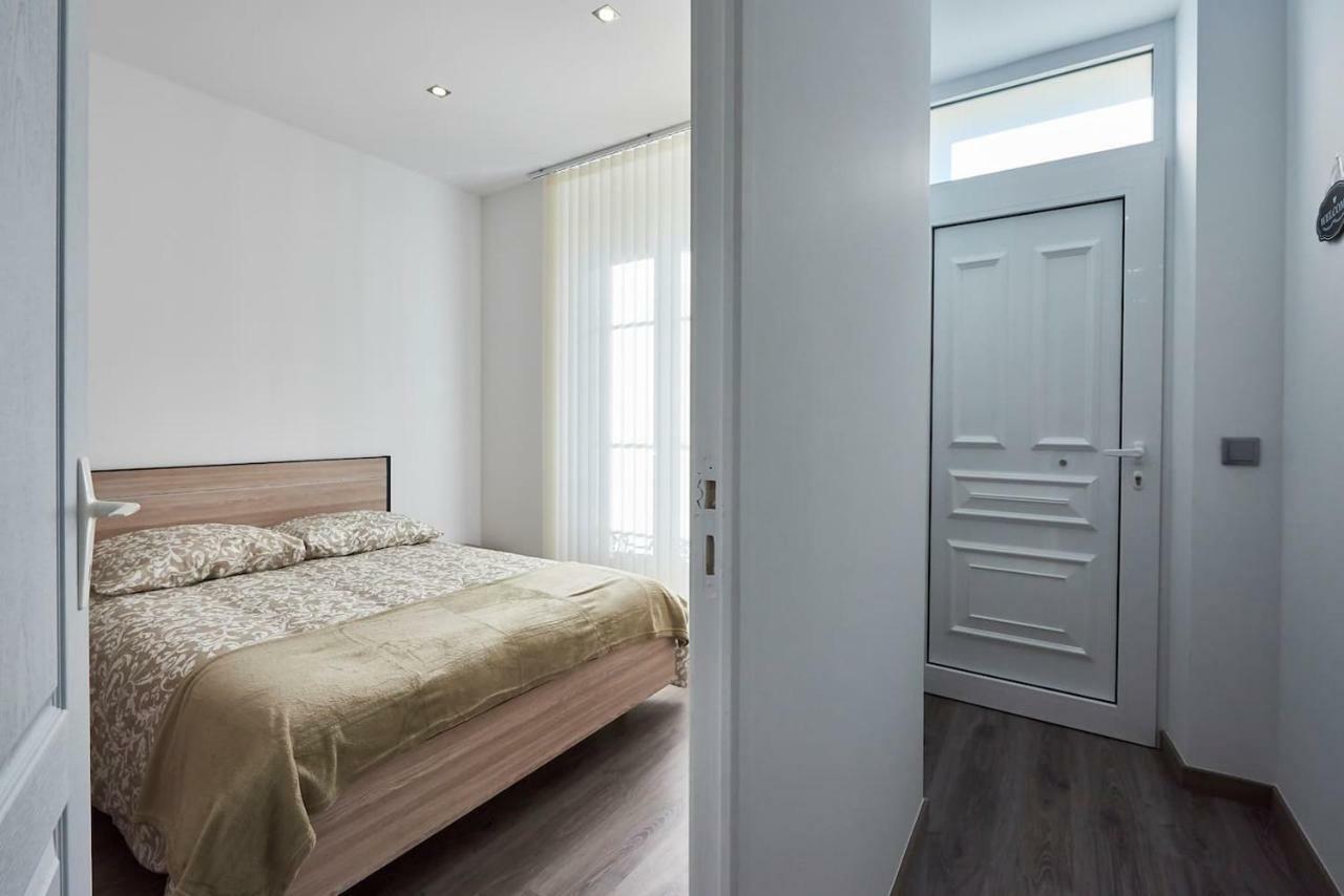 A L'Ombre Du Pin "1" - Ground-Floor T3 Near Disneyland And Paris, 1-6 Guests Le Pin  Экстерьер фото